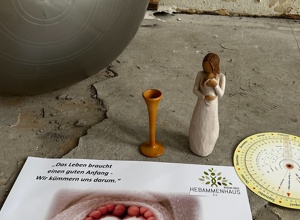 Geburtszimmer mit Gebärwanne