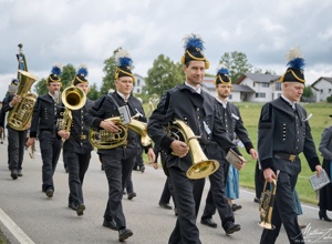 Neuanschaffung der historischen Uniform der Musikkapelle Neukirchen