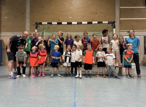 Trainigsausstattung für die Handballkinder