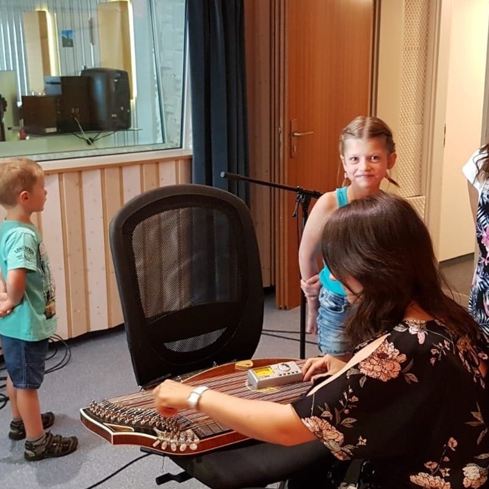 Unterstützung frühmusikalischer Musikpädagogik