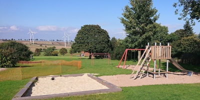 Volksbank: Klettergerüst für unseren Spielplatz Neersen