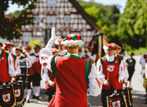 Neue Uniformen für den FZA