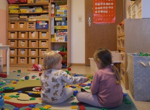 Kleine Würmchen, großer Plan - Wir schaffen uns neue Möbel an!
