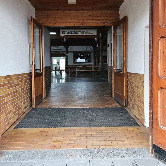 Sanierung Eingangsbereich Schützenhalle Thülen