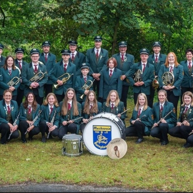 Neue Uniformwesten Musikverein Beringhausen