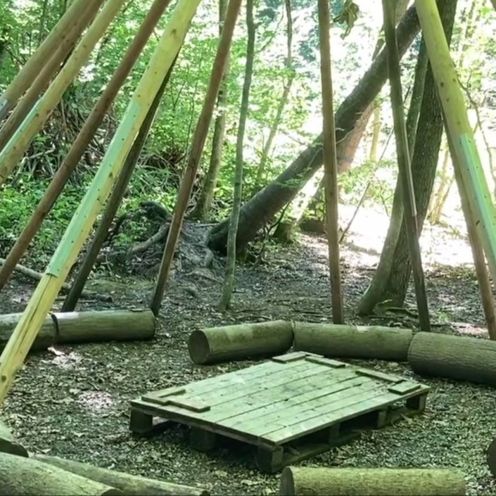 Tipi-Dach für den Waldkindergarten