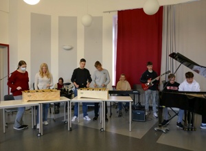 Musikinstrumente für unseren barrierefreien Musiksaal