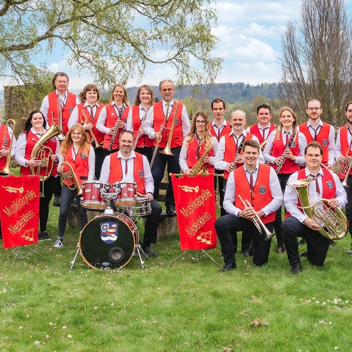 Zeit für neue Uniformen!