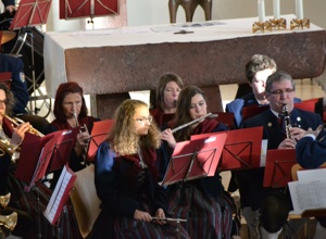 Musikverein Immenried Tracht für Fahnenbegleitung