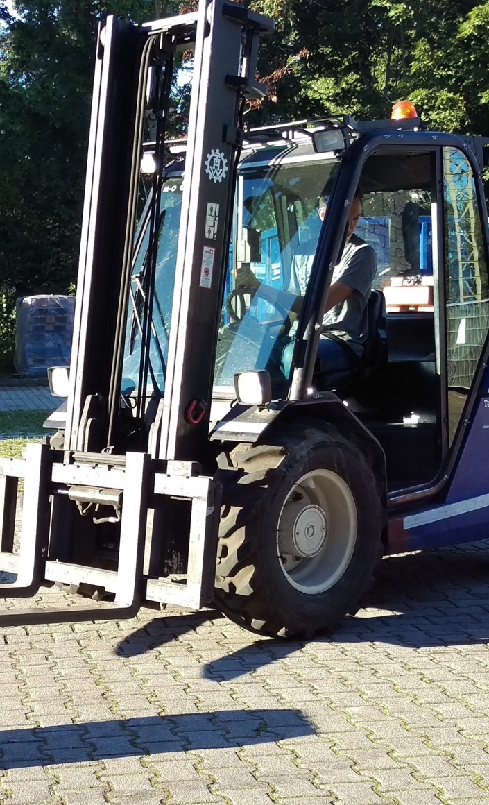 Neuer Stapler für das THW München-Ost