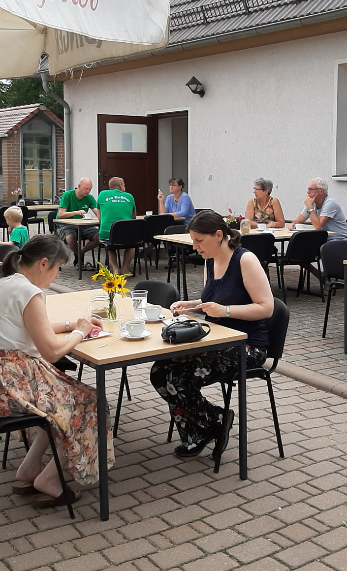 Ein neues Vereinszelt, Bänke und Tische für unseren Kulturverein!