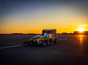 Ulm auf der Rennstrecke: Der neue Rennwagen von Einstein Motorsport