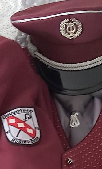 Uniformjacken für Oeventrops Musikerjugend