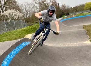 Pumptrackanlage des TV Straßdorf