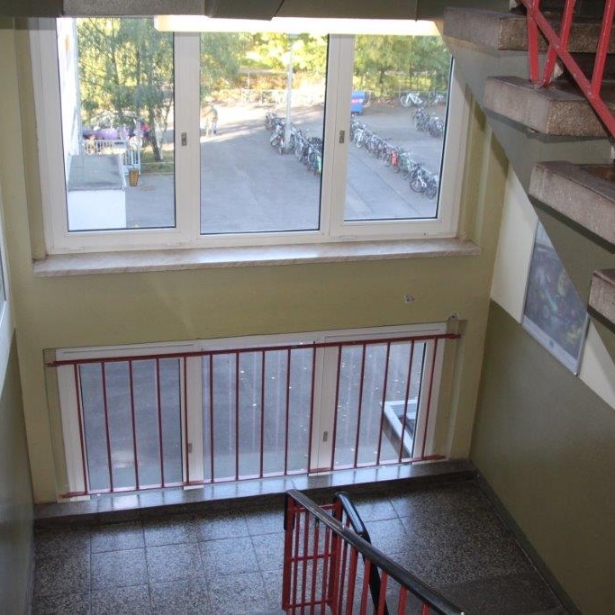 Neugestaltung des Treppenhauses am Holzland-Gymnasium 
