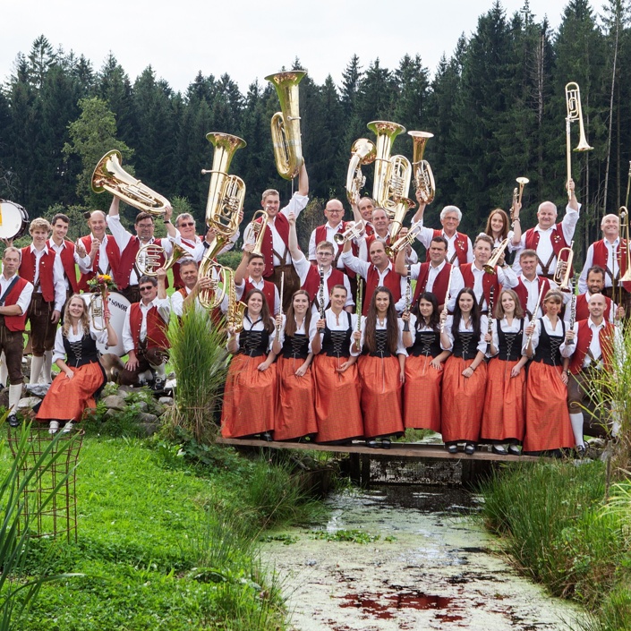 Erneuerung unserer Musiktracht