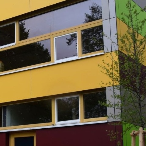 Neue Möbel für das Lebenswert-Kinderhaus