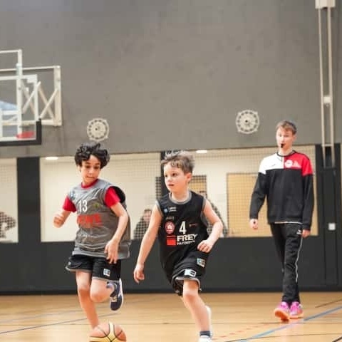 Basketball AGs an Paderborner Grundschulen möglich machen!