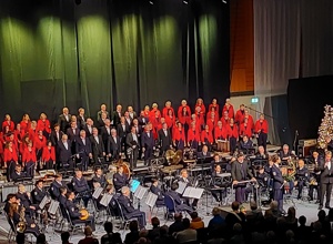 Volksbank: Polizeichor Hameln- Projektidee neue Chorkleidung