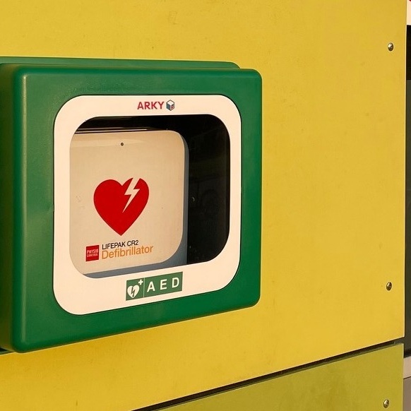 Zwei Lebensretter-Stationen für Essingen