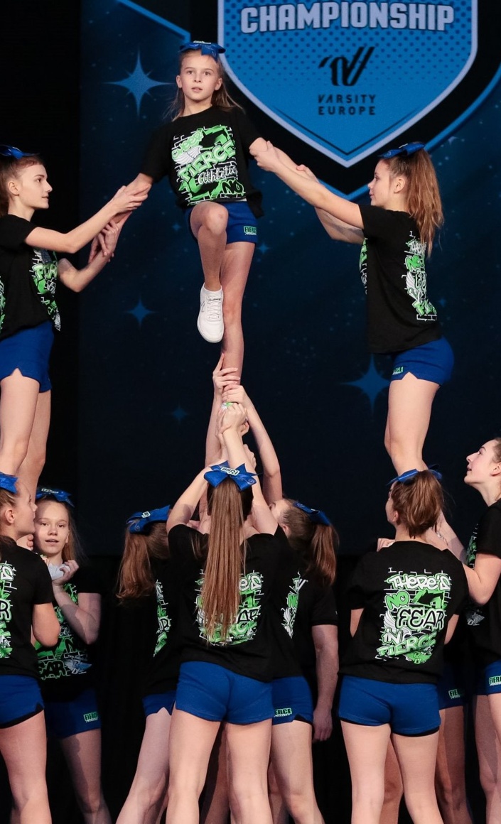 Uniformen für den Cheerleading Nachwuchs