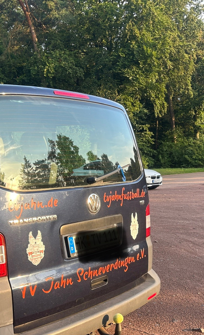 Unsere Jugend benötigt einen neuen Bus