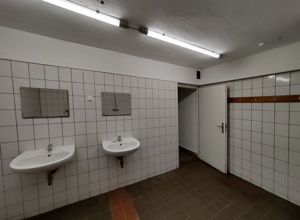 Duschraum Sanierung - nur Putzen bringt nichts mehr!