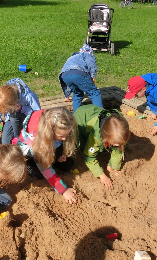 Sonnensegel Spielplatz Möllendorf