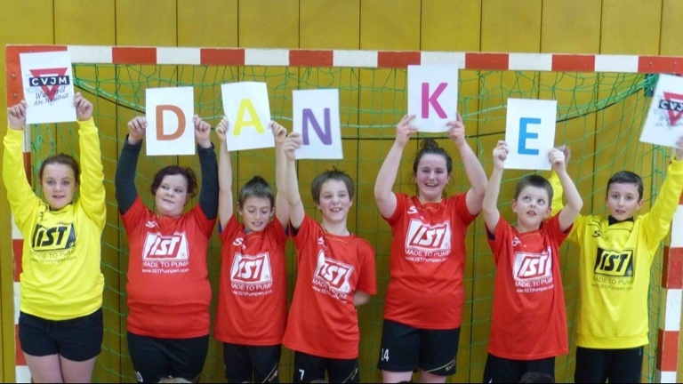 Trainingsanzüge für den CVJM