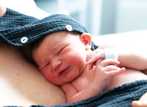 Bonding - Unterstützung von Eltern und Neugeborenen