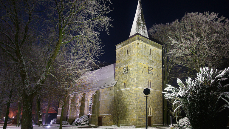 Reparaturbedarf! Unsere Kirche ohne Glocke/Orgel?