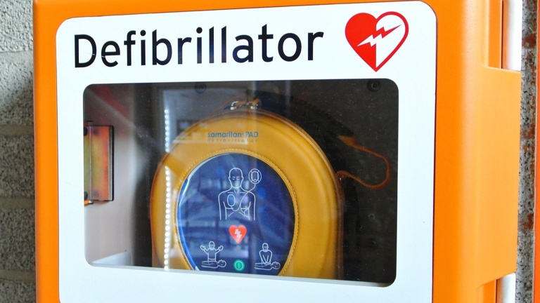 Frühdefibrillator (AED) für Homberg Ohm