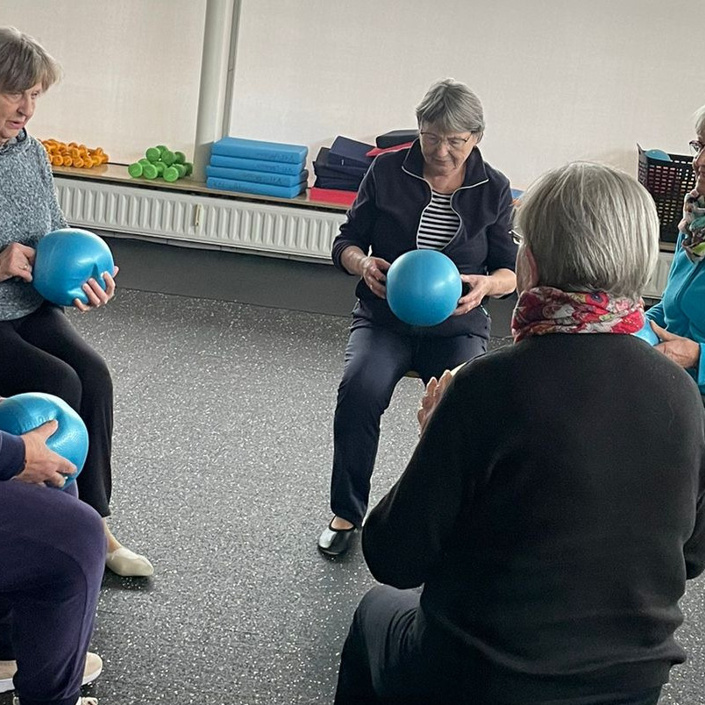 Gymnastikstühle für den Reha- und Seniorensport