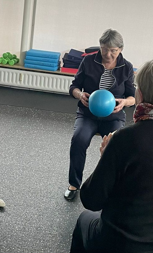 Gymnastikstühle für den Reha- und Seniorensport