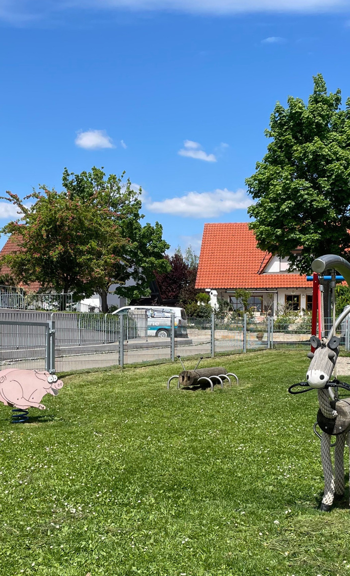 Sonnensegel für unsere Spielplätze in Eutingen im Gäu!