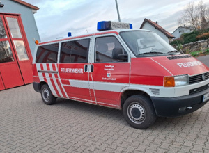 Neuer Mannschaftstransportwagen für die Feuerwehr Goßmannsdorf