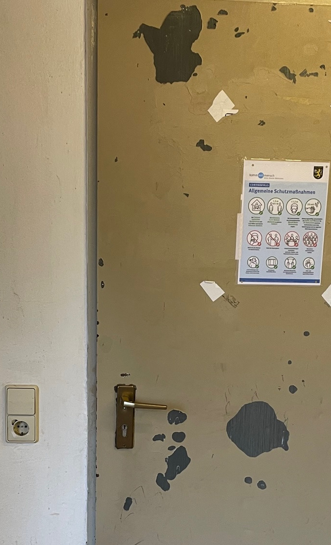 Renovierung G Ä S T E  Umkleidekabine Anschaffung Defibrillator
