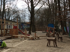 Ein neuer Spielplatz für den Kindergarten des IMZ