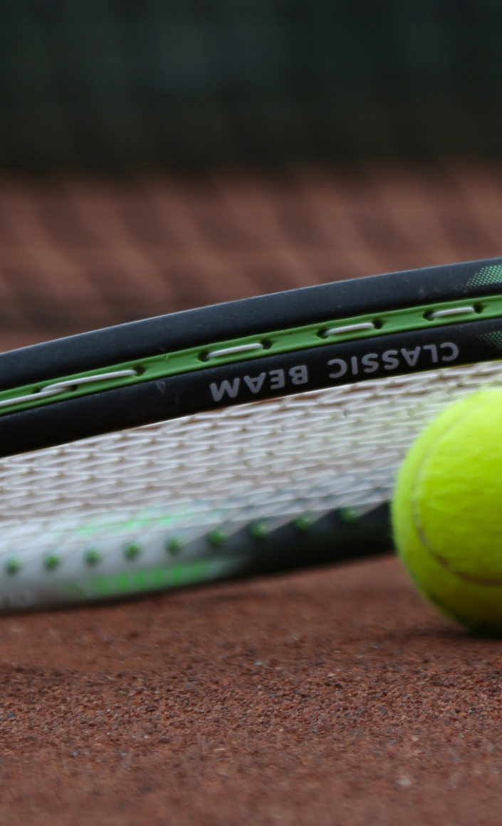 Neuanschaffung Tennisplatz-Zubehör