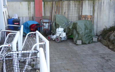 Überdachung Stellplatz für Sportplatzpflegegeräte