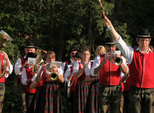 Trachtenbeschaffung Musikkapelle Stiefenhofen