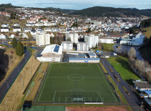 "LED statt Halogen" - eine zukunftsfähige & effiziente Flutlichtanlage