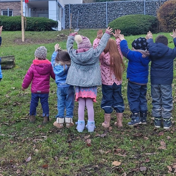 Reil: Ein neuer Seilparcour für unsere Kita-Kinder