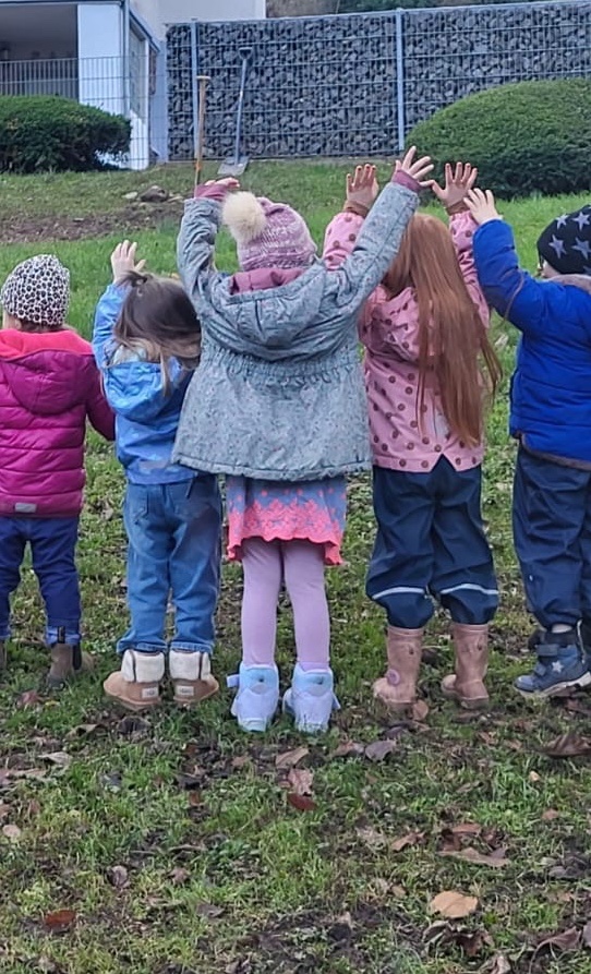 Reil: Ein neuer Seilparcour für unsere Kita-Kinder