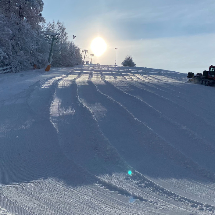 LED Flutlichtstrahler für den Skihang in Stetten a.k.M.
