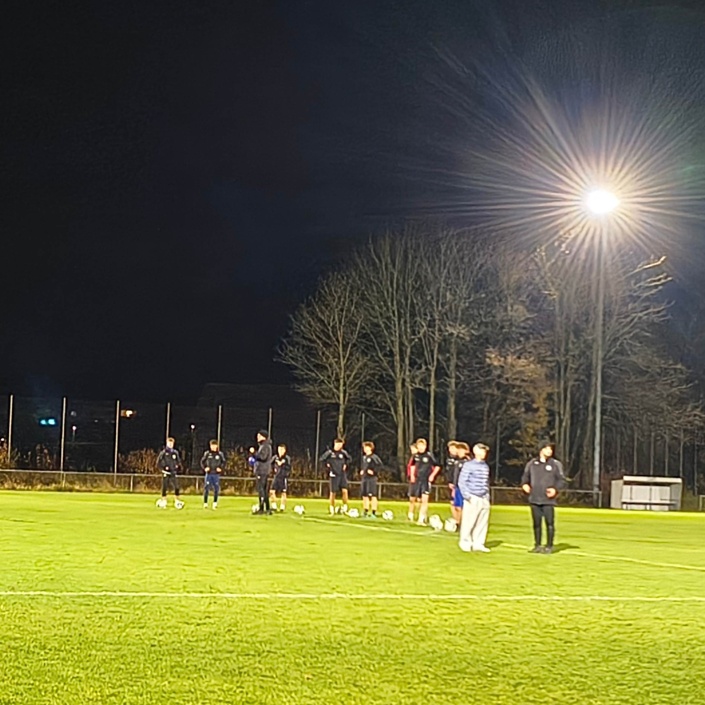 Neue LED Flutlichtanlage im Stadion an der Lortzingstraße
