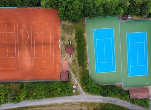 Erneuerung der Tennisplätze