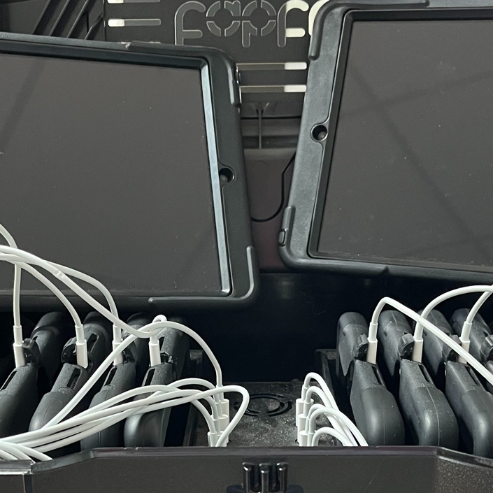 Neue iPads für die Schüler der Grundschule an der Lahnaue