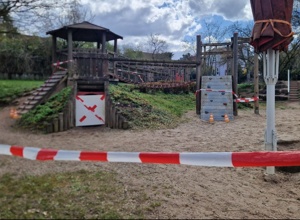 Raus ins Abenteuer – neue Außenspielgeräte für die Kita Pfiffikus