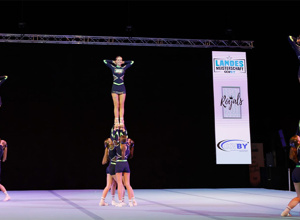 ✨ Unterstützt Team GLOW auf dem Weg nach Italien! ✨